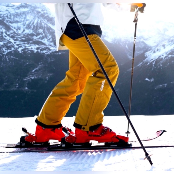 Women’s Adidas Terrex Resort Snow Pants - Picture 2 of 16